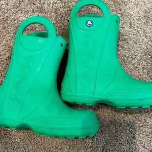 CROCS Kids Vibrant Green Rain Boots